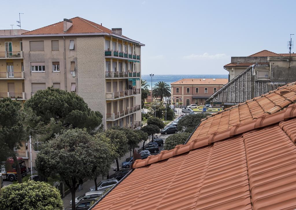 Hotel Bristol Lavagna Exterior foto